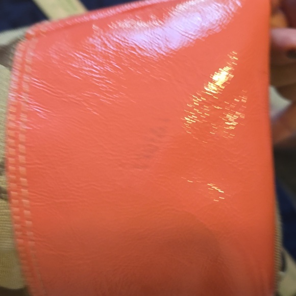 Coach Coral Tote 14L X 10 H X 8W measurements. - Picture 5 of 15